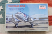 images/productimages/small/Douglas DC-3 Legends of Aviation Minicraft 1;144.jpg